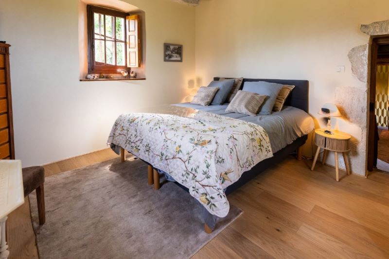 Suite de la Tour du Château de Beyrin